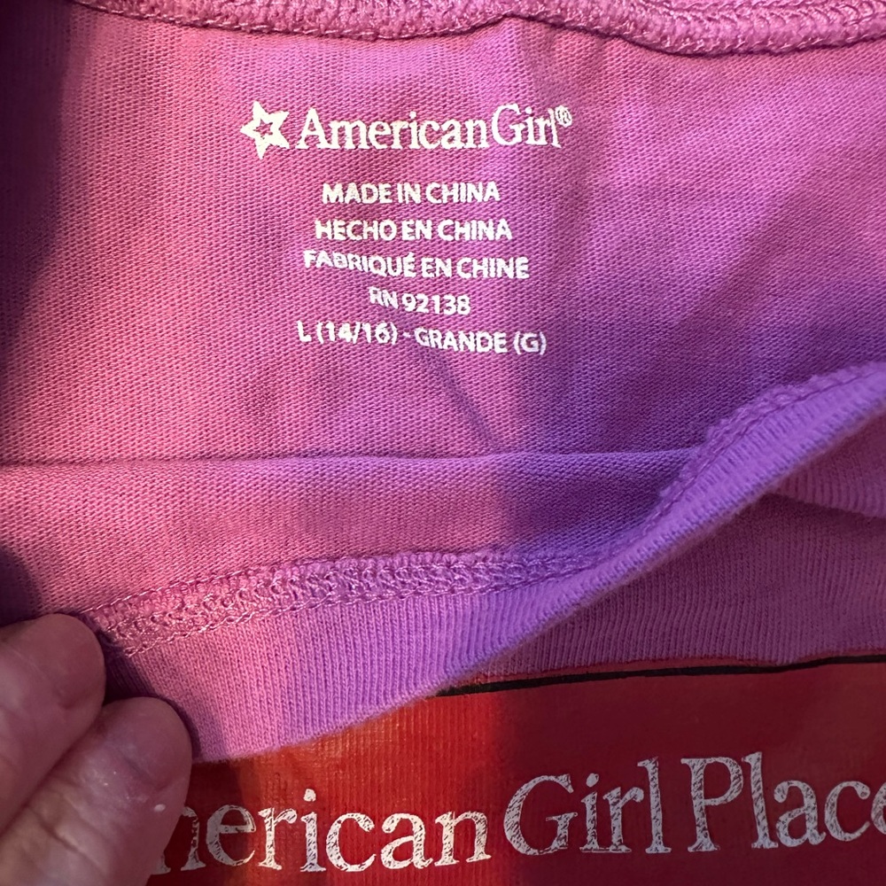 American Girl Graphic T-Shirt, Kids Sz L - Picture 2 of 5